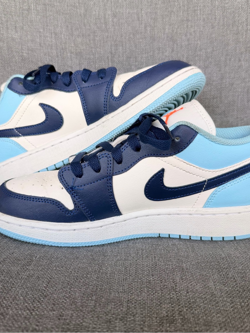 Big Kid's Jordan 1 Low Sail/Blue Void-Blue Chill - SZ 5.5Y